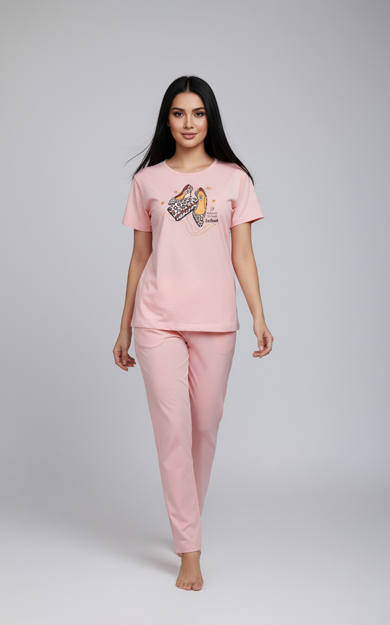Pink-Heels-Purse-Pajamas-3